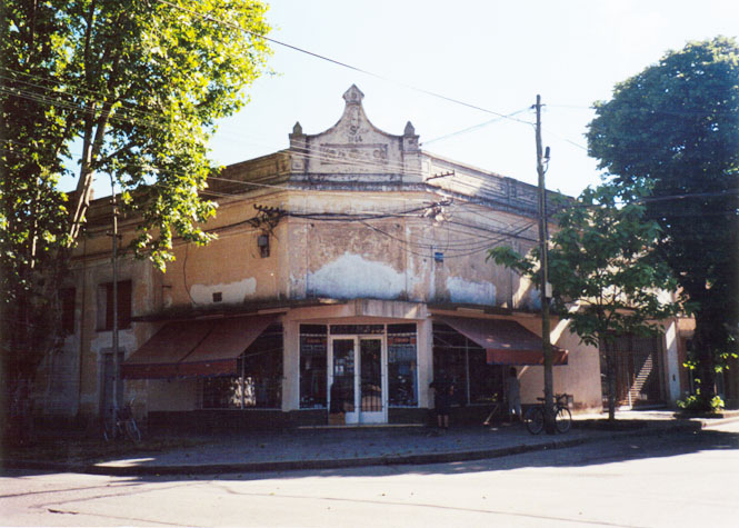 40 - Tienda Los Amigos